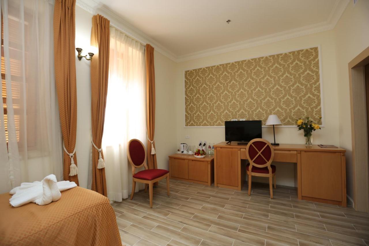 Sergei Palace Hotel Jerusalem Exterior photo