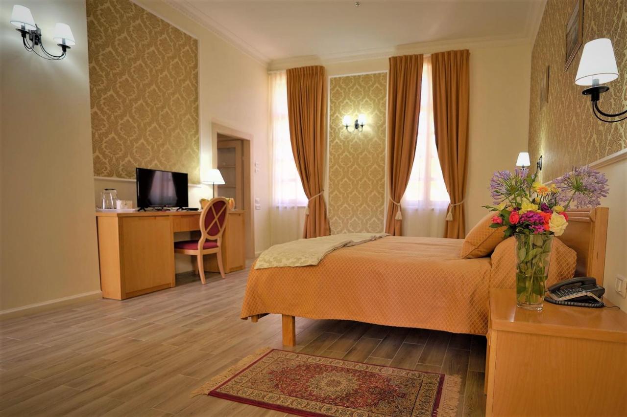 Sergei Palace Hotel Jerusalem Exterior photo